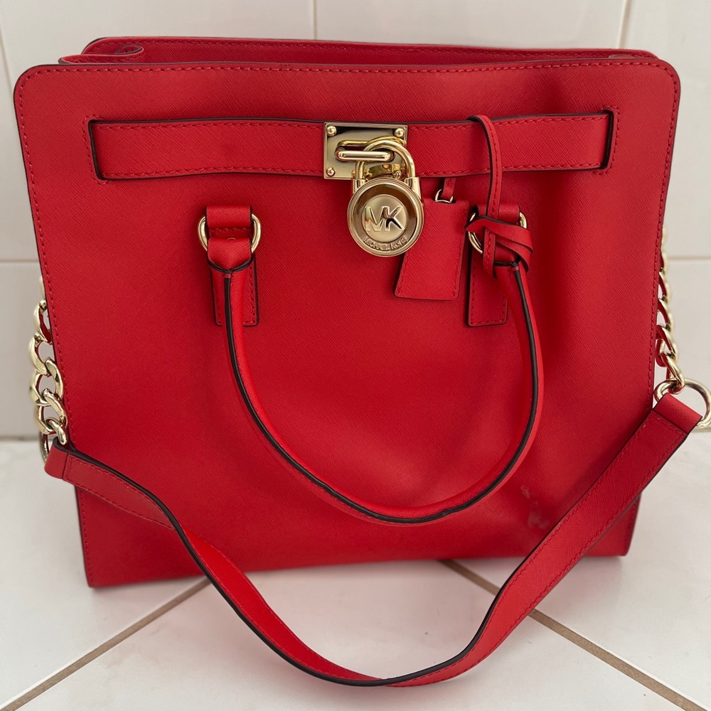 Large Michael Kor’s purse